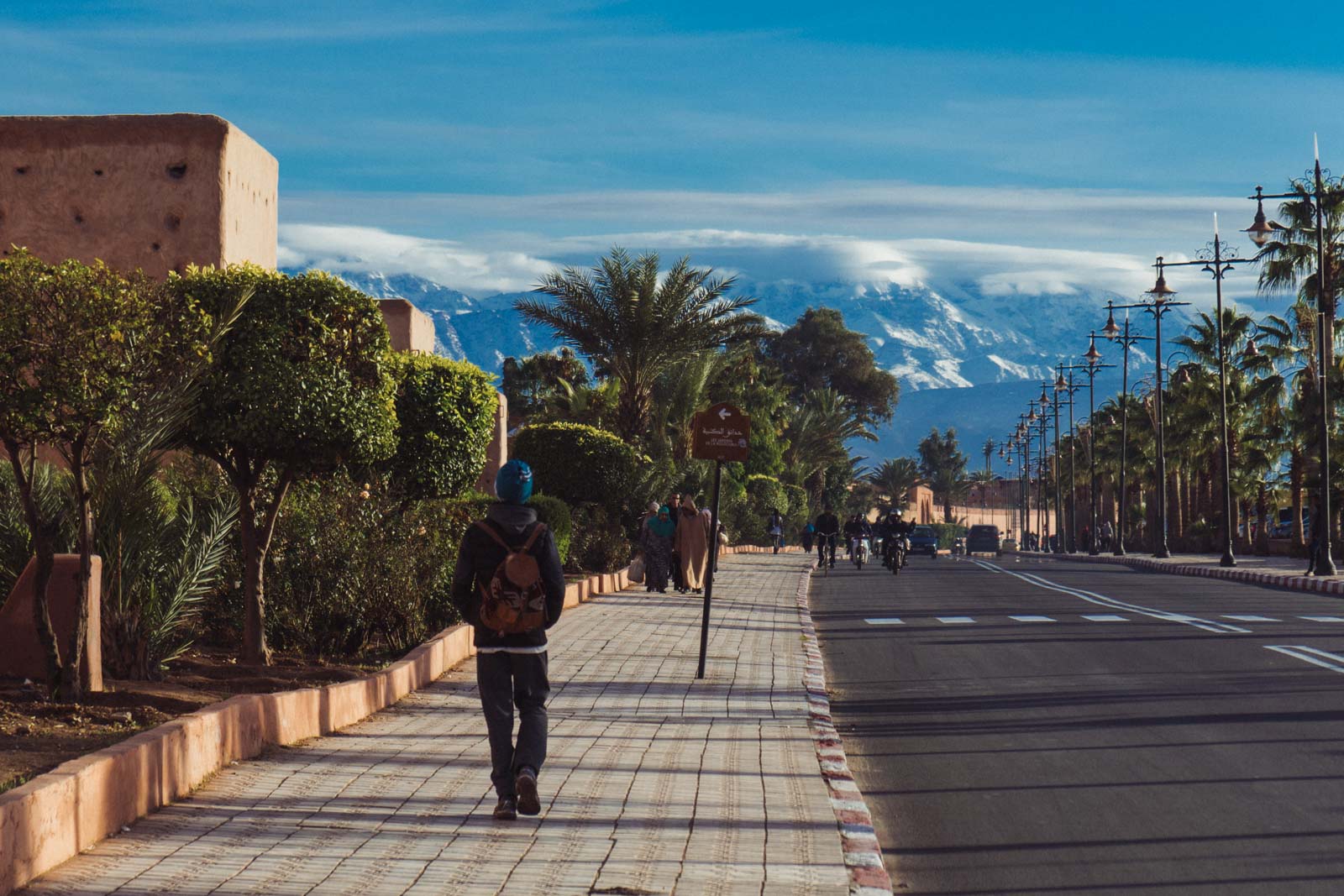 Marrakech, die „Rote Stadt“, ist ein sehr besonderer Ort. Einmal angekommen, ist man auf einer Zeitreise in eine andere Welt. Wir wohnten für fünf Tage in einem traditionellen Riad, ein umgebautes Mehrgenerationenhaus mit Innenhöfen, verwinkelten Gängen, Treppen und Dachterrassen. Thomas Brand Sarah Bugar - brand4art Ebersberg München - Fotografie Cinemagraph Fotograf Fotodesign